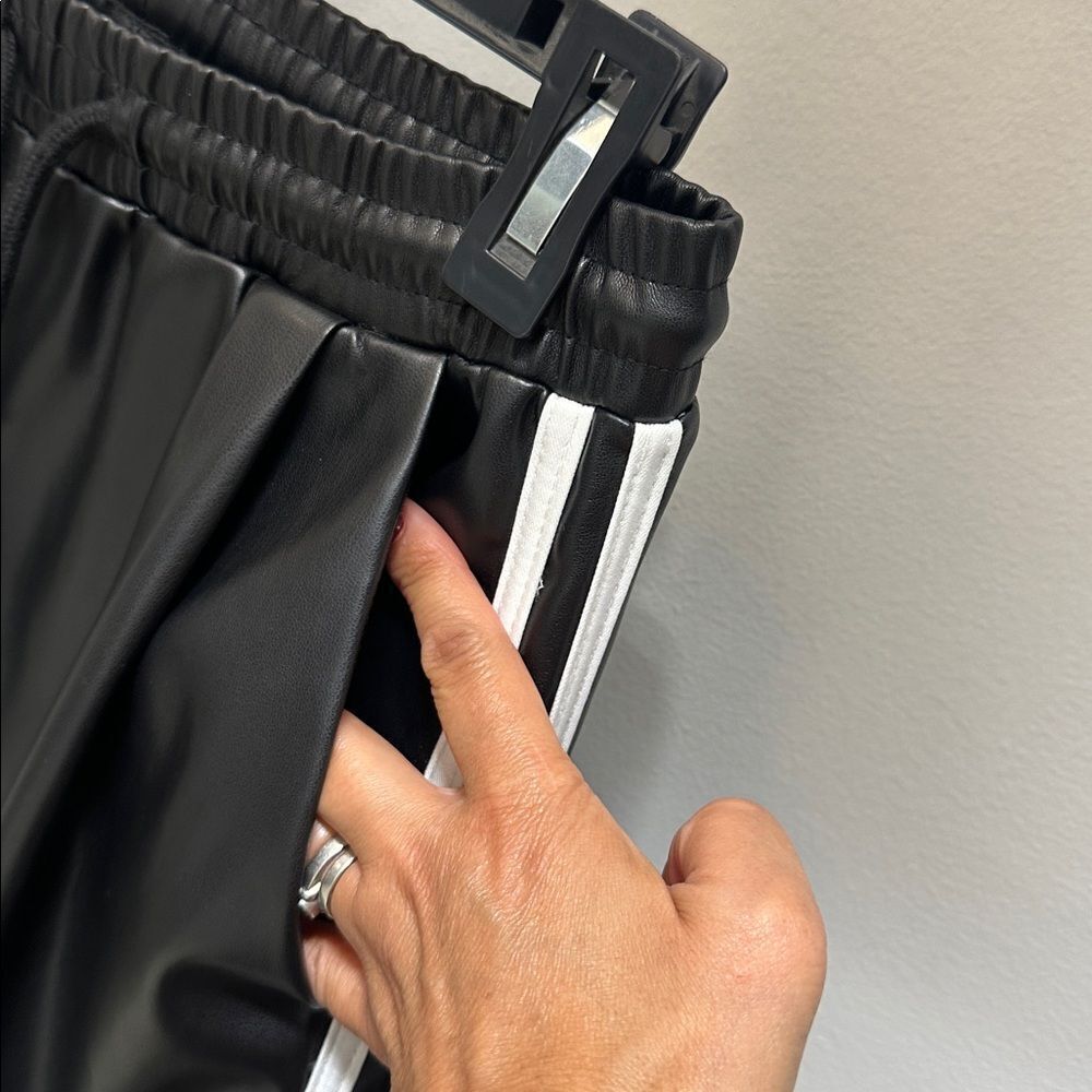 Anthropologie Black Wide-Leg Track Pants with White Side Stripe - Picture 9 of 12